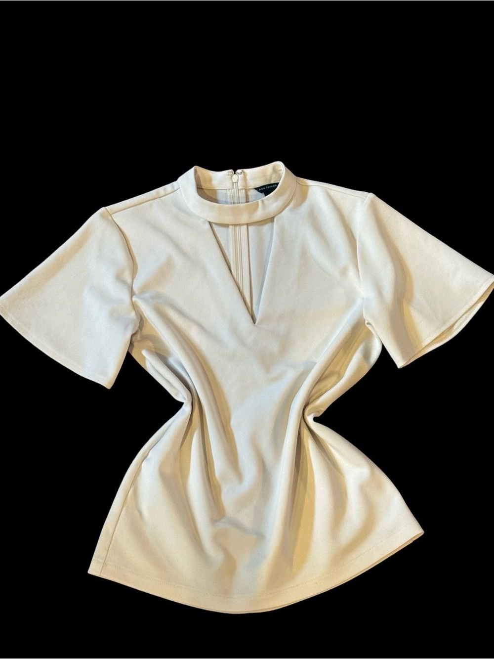 Ann Taylor Cream Short Sleeve Mock Neck Top with V-Notch Detail